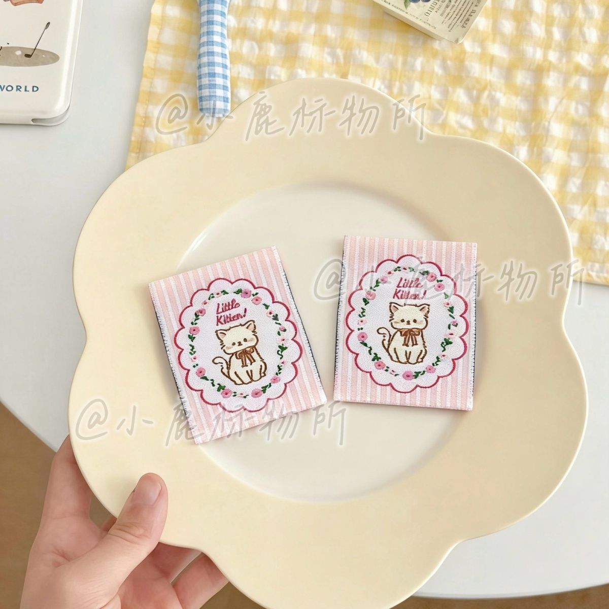 한국 스타일 꽃무늬 고양이 나비넥타이 패브릭 라벨, D - Winter Clothing Label 리뷰 및 가격
